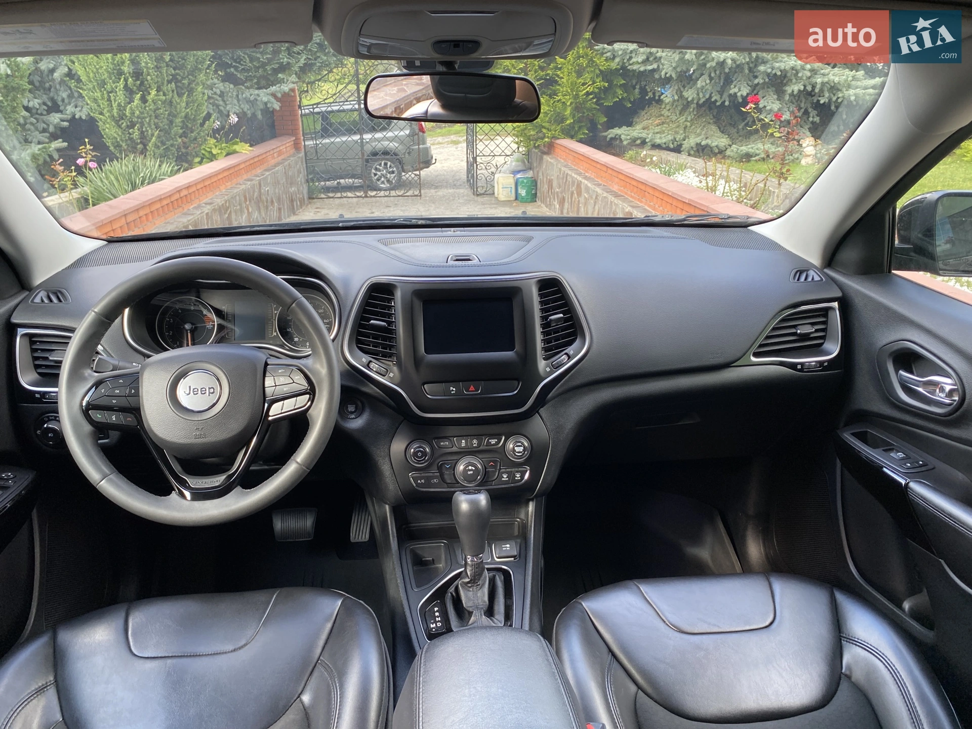 Jeep Cherokee 2019 VIN 1C4PJLLB7LD577390 фото оголошення 21 з 27