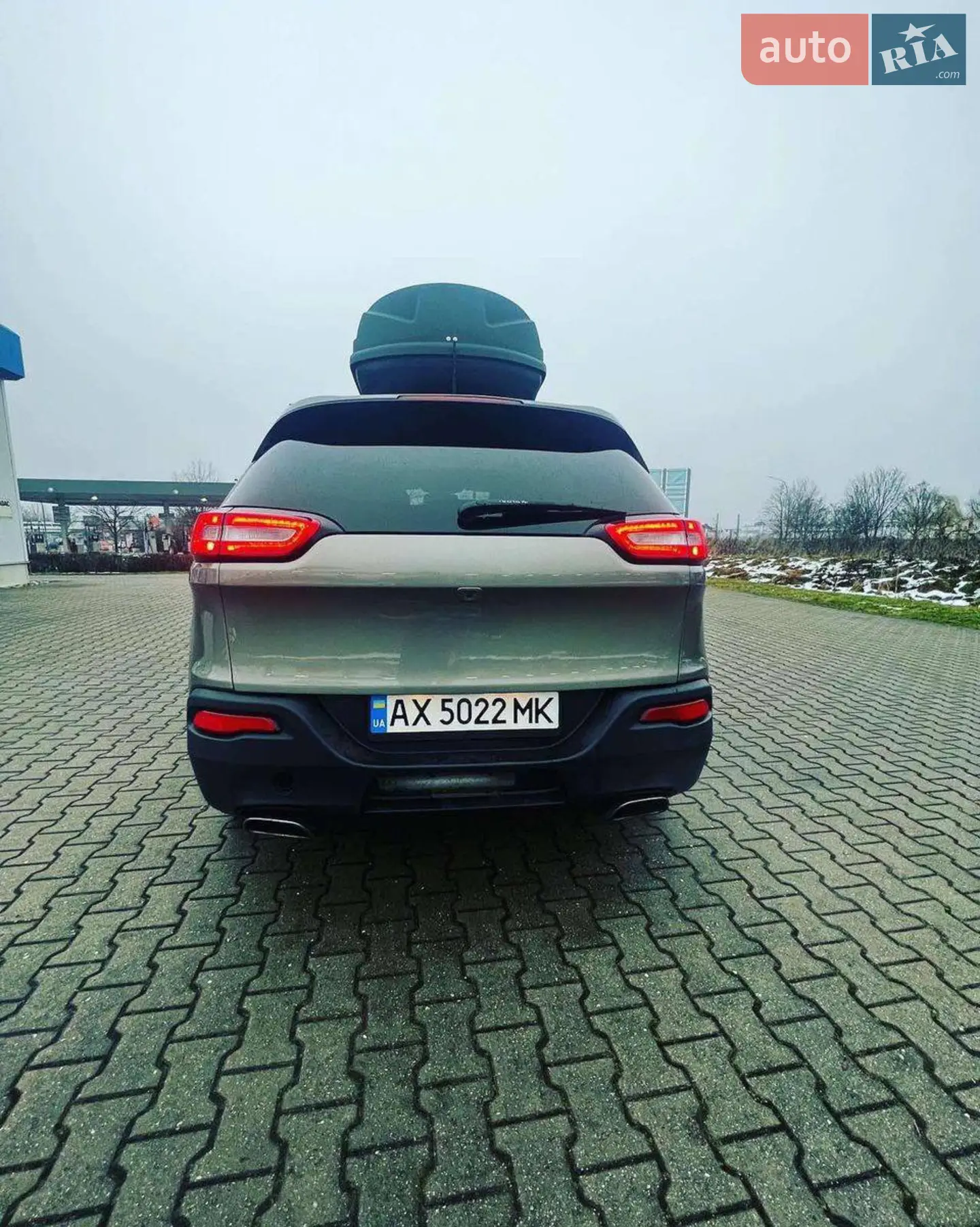 2016 Jeep Cherokee - мініатюра 2