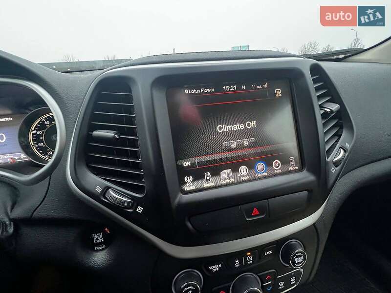 Внедорожник / Кроссовер Jeep Cherokee 2016 в Новояворовске фото 8 Внедорожник / Кроссовер Jeep Cherokee 2016 в Новояворовске