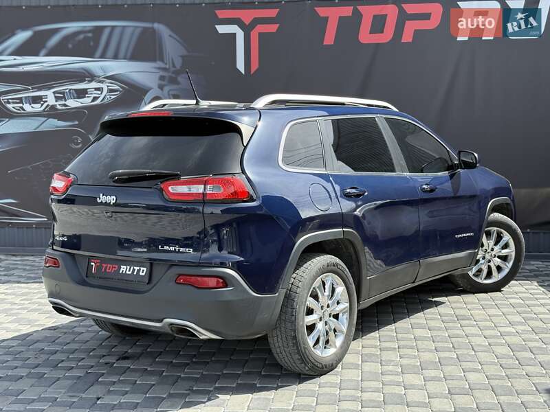 Внедорожник / Кроссовер Jeep Cherokee 2015 в Львове