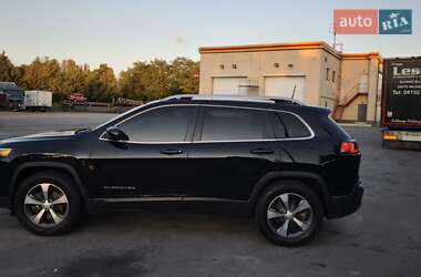Внедорожник / Кроссовер Jeep Cherokee 2018 в 