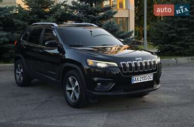 Внедорожник / Кроссовер Jeep Cherokee 2018 в 