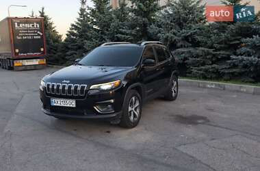 Внедорожник / Кроссовер Jeep Cherokee 2018 в 