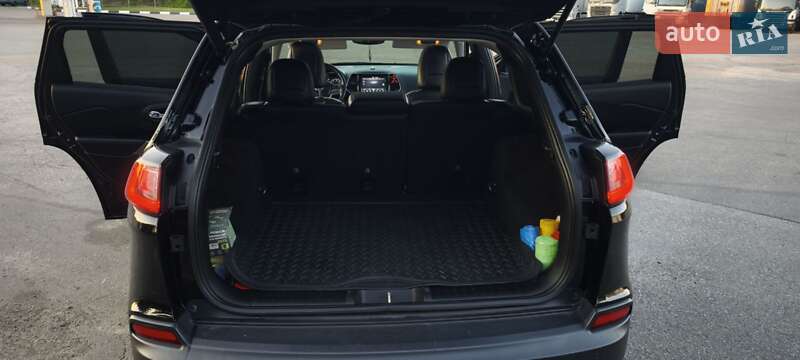 Позашляховик / Кросовер Jeep Cherokee 2018 в Харкові