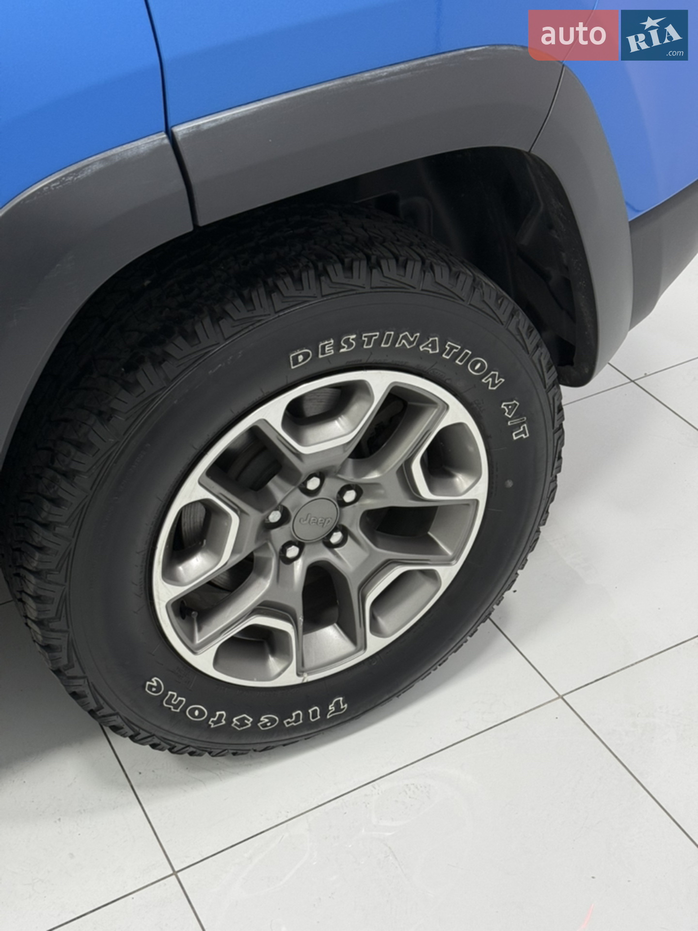 2020 Jeep Cherokee - мініатюра 10