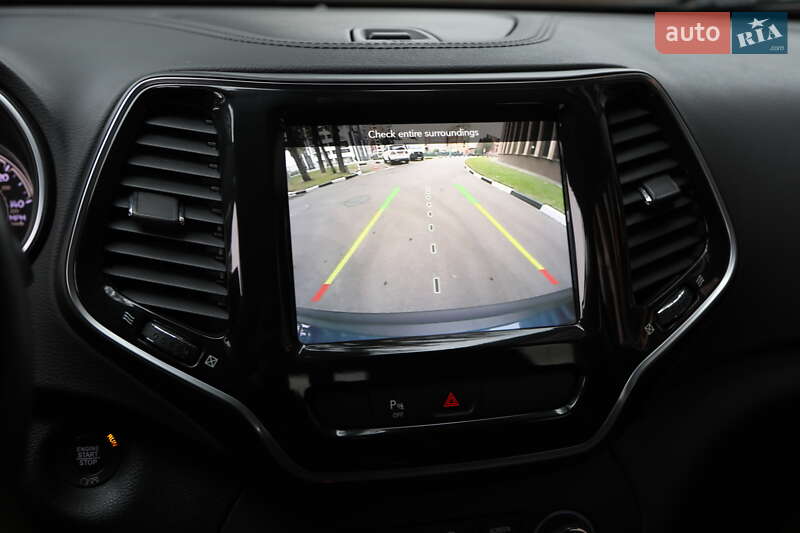 Позашляховик / Кросовер Jeep Cherokee 2019 в Харкові