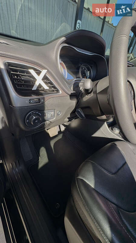 Внедорожник / Кроссовер Jeep Cherokee 2022 в Киеве фото 55 Внедорожник / Кроссовер Jeep Cherokee 2022 в Киеве