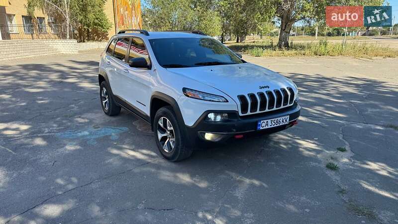 Внедорожник / Кроссовер Jeep Cherokee 2014 в Вознесенске