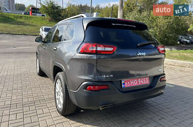 Внедорожник / Кроссовер Jeep Cherokee 2016 в 