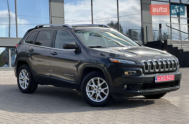 Внедорожник / Кроссовер Jeep Cherokee 2016 в 