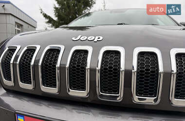Внедорожник / Кроссовер Jeep Cherokee 2014 в 