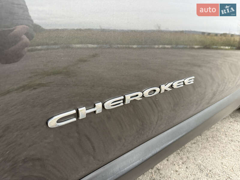 Внедорожник / Кроссовер Jeep Cherokee 2014 в Радивилове фото 23 Внедорожник / Кроссовер Jeep Cherokee 2014 в Радивилове