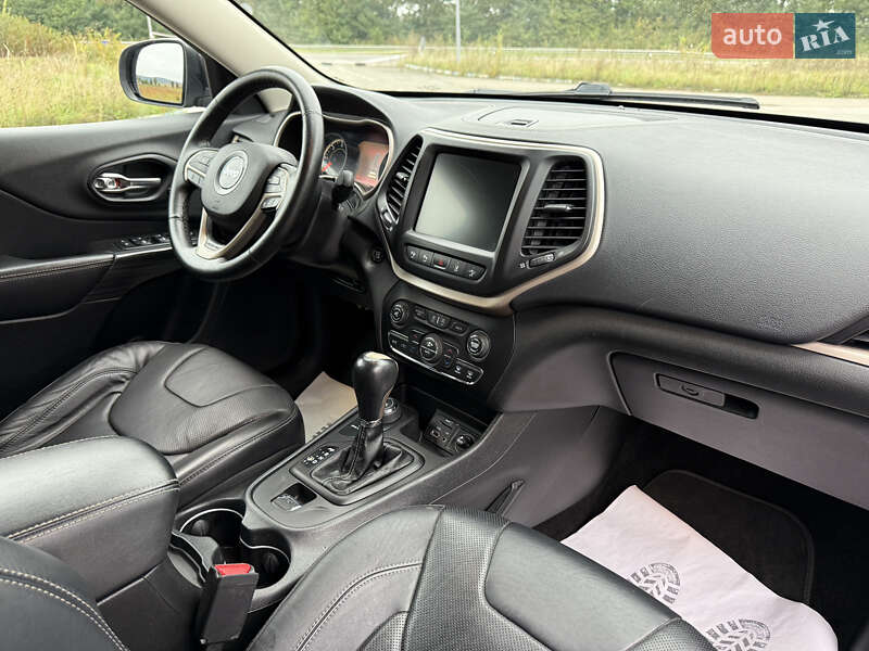 Внедорожник / Кроссовер Jeep Cherokee 2014 в Радивилове фото 43 Внедорожник / Кроссовер Jeep Cherokee 2014 в Радивилове