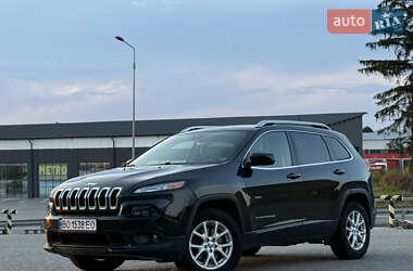 Позашляховик / Кросовер Jeep Cherokee 2015 в 