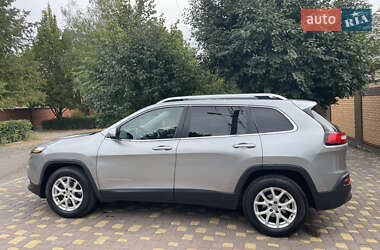 Внедорожник / Кроссовер Jeep Cherokee 2014 в 