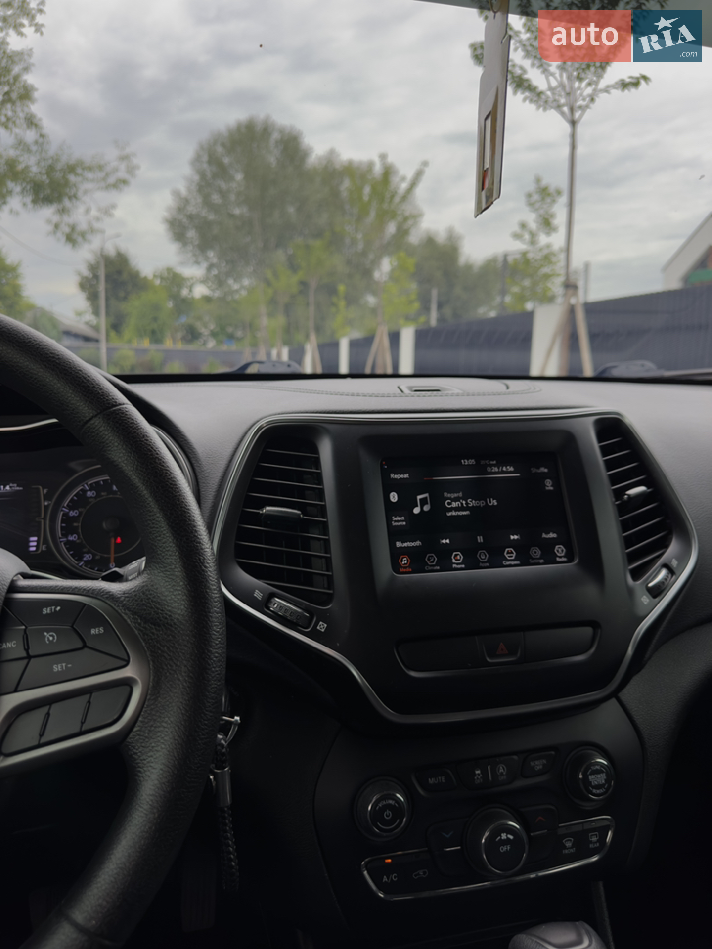 2018 Jeep Cherokee - мініатюра 11