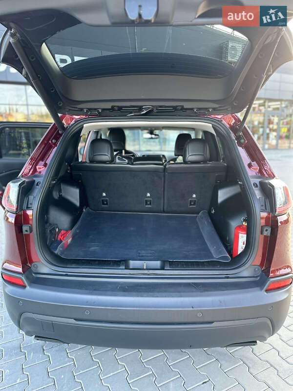 Позашляховик / Кросовер Jeep Cherokee 2018 в Хмельницькому