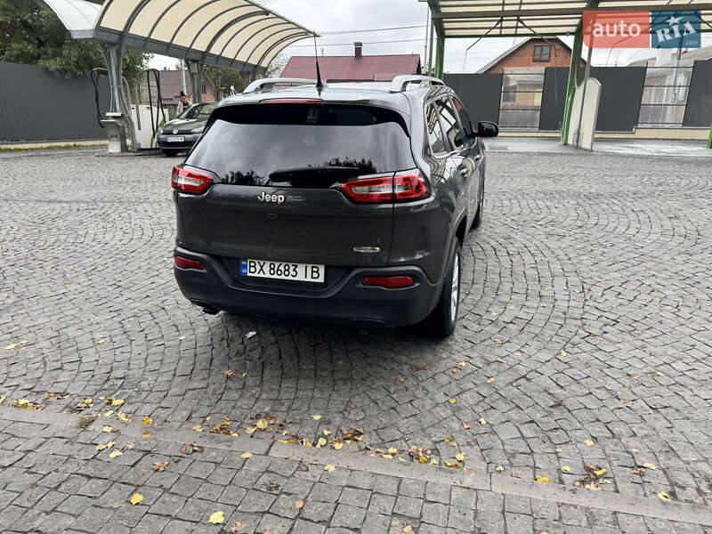 Позашляховик / Кросовер Jeep Cherokee 2016 в Любарі