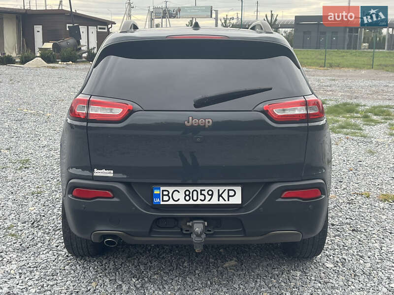 Позашляховик / Кросовер Jeep Cherokee 2016 в Львові