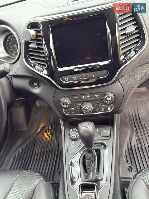 Позашляховик / Кросовер Jeep Cherokee 2020 в Кропивницькому