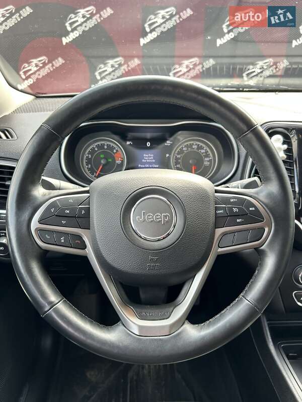 Позашляховик / Кросовер Jeep Cherokee 2018 в Сумах