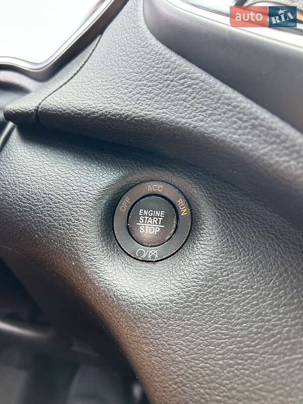 Позашляховик / Кросовер Jeep Cherokee 2018 в Сумах