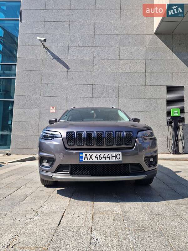 Внедорожник / Кроссовер Jeep Cherokee 2018 в Харькове