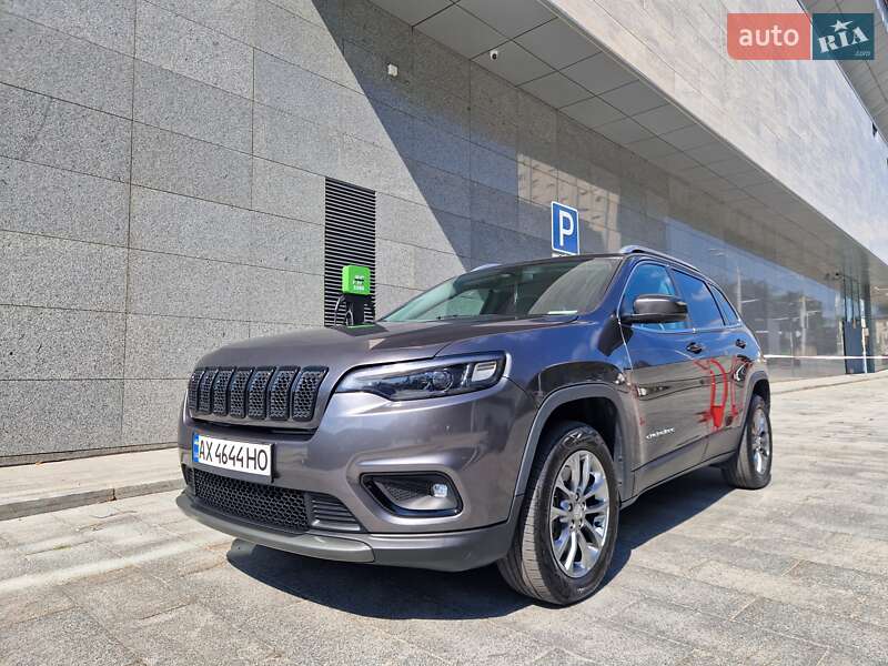 Внедорожник / Кроссовер Jeep Cherokee 2018 в Харькове