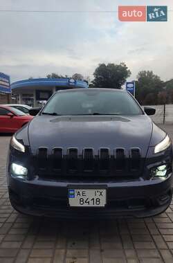 Позашляховик / Кросовер Jeep Cherokee 2014 в Кам'янському