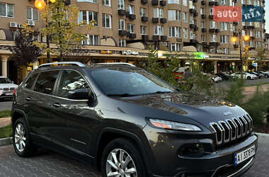 Внедорожник / Кроссовер Jeep Cherokee 2017 в Киеве