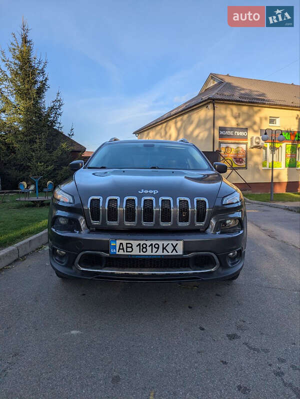 Внедорожник / Кроссовер Jeep Cherokee 2017 в Виннице