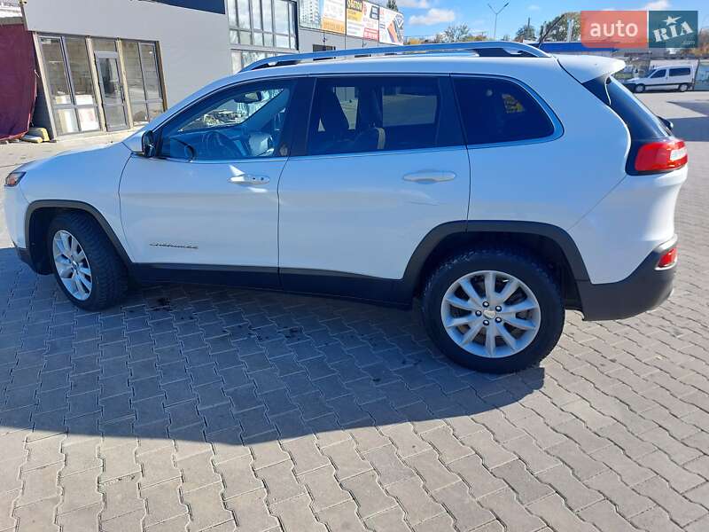Внедорожник / Кроссовер Jeep Cherokee 2014 в Звягеле