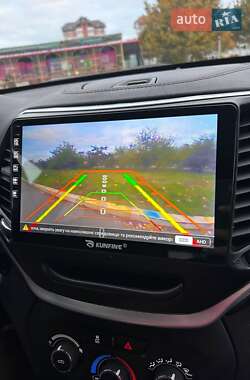 Внедорожник / Кроссовер Jeep Cherokee 2017 в 