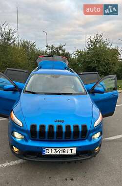 Внедорожник / Кроссовер Jeep Cherokee 2017 в 