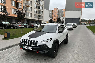 Внедорожник / Кроссовер Jeep Cherokee 2016 в Виннице