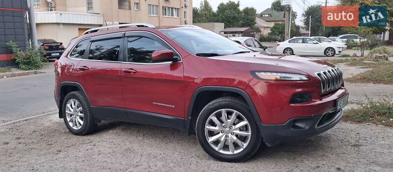 Внедорожник / Кроссовер Jeep Cherokee 2016 в Днепре