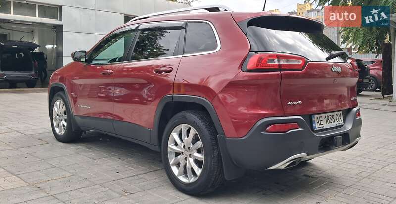 Внедорожник / Кроссовер Jeep Cherokee 2016 в Днепре