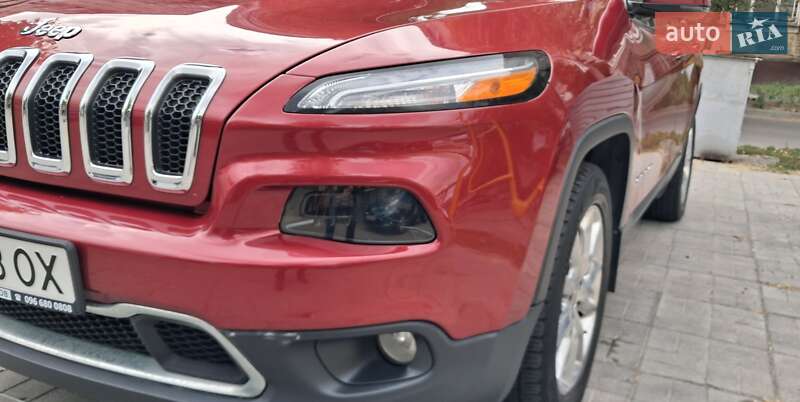 Внедорожник / Кроссовер Jeep Cherokee 2016 в Днепре