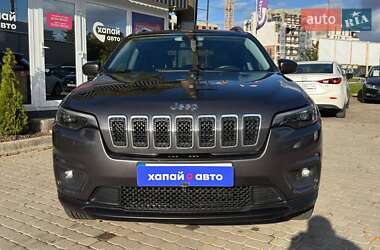 Внедорожник / Кроссовер Jeep Cherokee 2018 в 