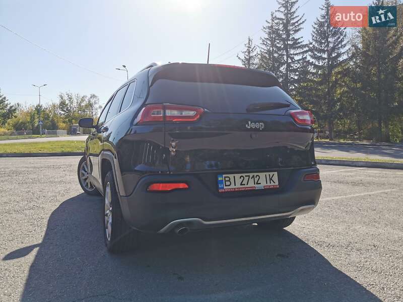 Позашляховик / Кросовер Jeep Cherokee 2017 в Полтаві фото 3 Позашляховик / Кросовер Jeep Cherokee 2017 в Полтаві