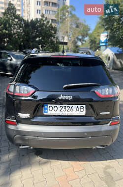 Внедорожник / Кроссовер Jeep Cherokee 2021 в 