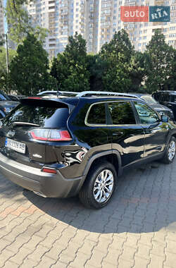Внедорожник / Кроссовер Jeep Cherokee 2021 в 