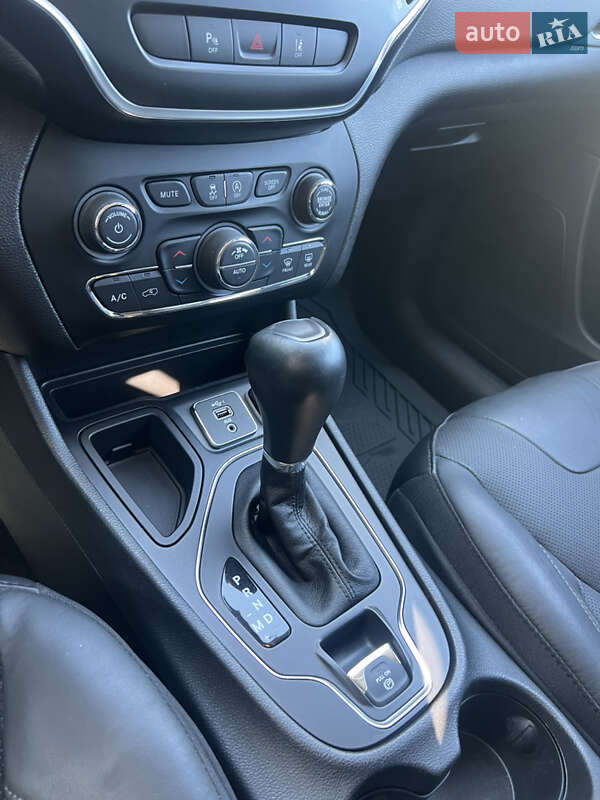 Позашляховик / Кросовер Jeep Cherokee 2021 в Одесі фото 20 Позашляховик / Кросовер Jeep Cherokee 2021 в Одесі