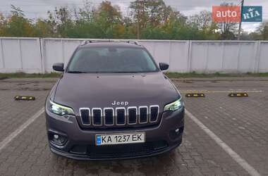 Внедорожник / Кроссовер Jeep Cherokee 2018 в 