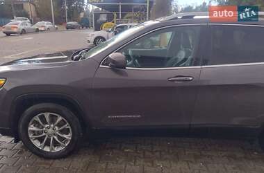 Внедорожник / Кроссовер Jeep Cherokee 2018 в 