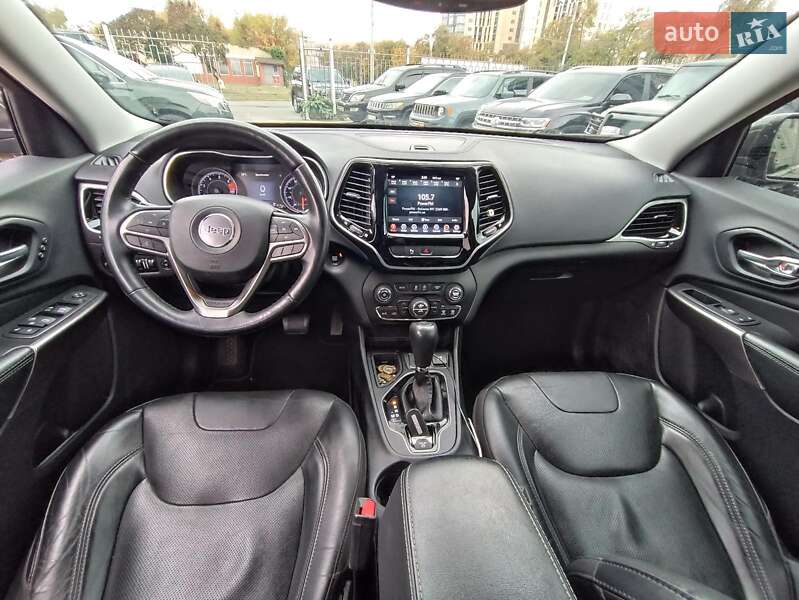 Внедорожник / Кроссовер Jeep Cherokee 2018 в Харькове