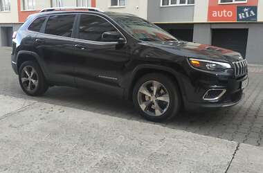 Внедорожник / Кроссовер Jeep Cherokee 2019 в 