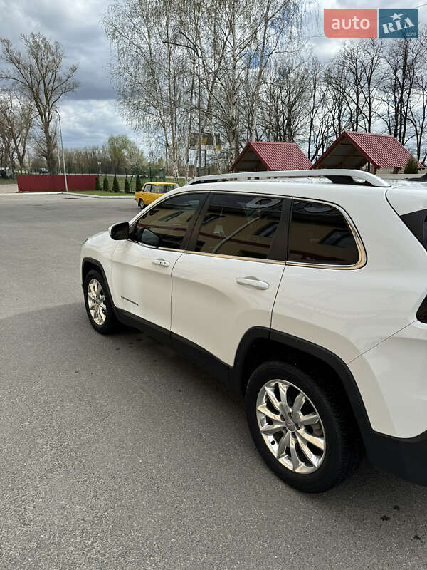 Внедорожник / Кроссовер Jeep Cherokee 2015 в Киеве фото 6 Внедорожник / Кроссовер Jeep Cherokee 2015 в Киеве
