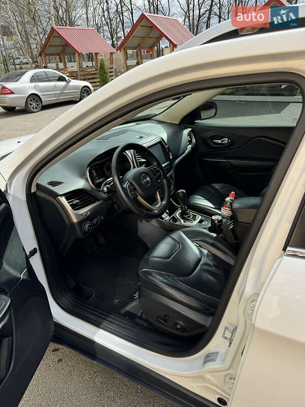 Внедорожник / Кроссовер Jeep Cherokee 2015 в Киеве фото 9 Внедорожник / Кроссовер Jeep Cherokee 2015 в Киеве