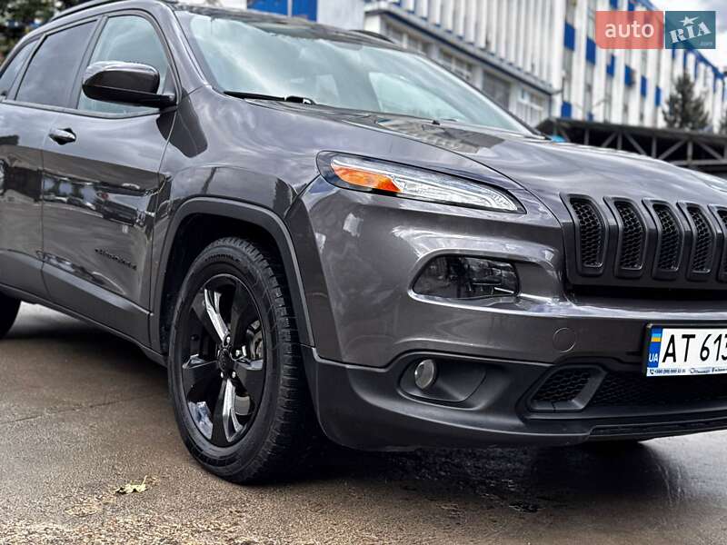 Позашляховик / Кросовер Jeep Cherokee 2015 в Івано-Франківську фото 24 Позашляховик / Кросовер Jeep Cherokee 2015 в Івано-Франківську